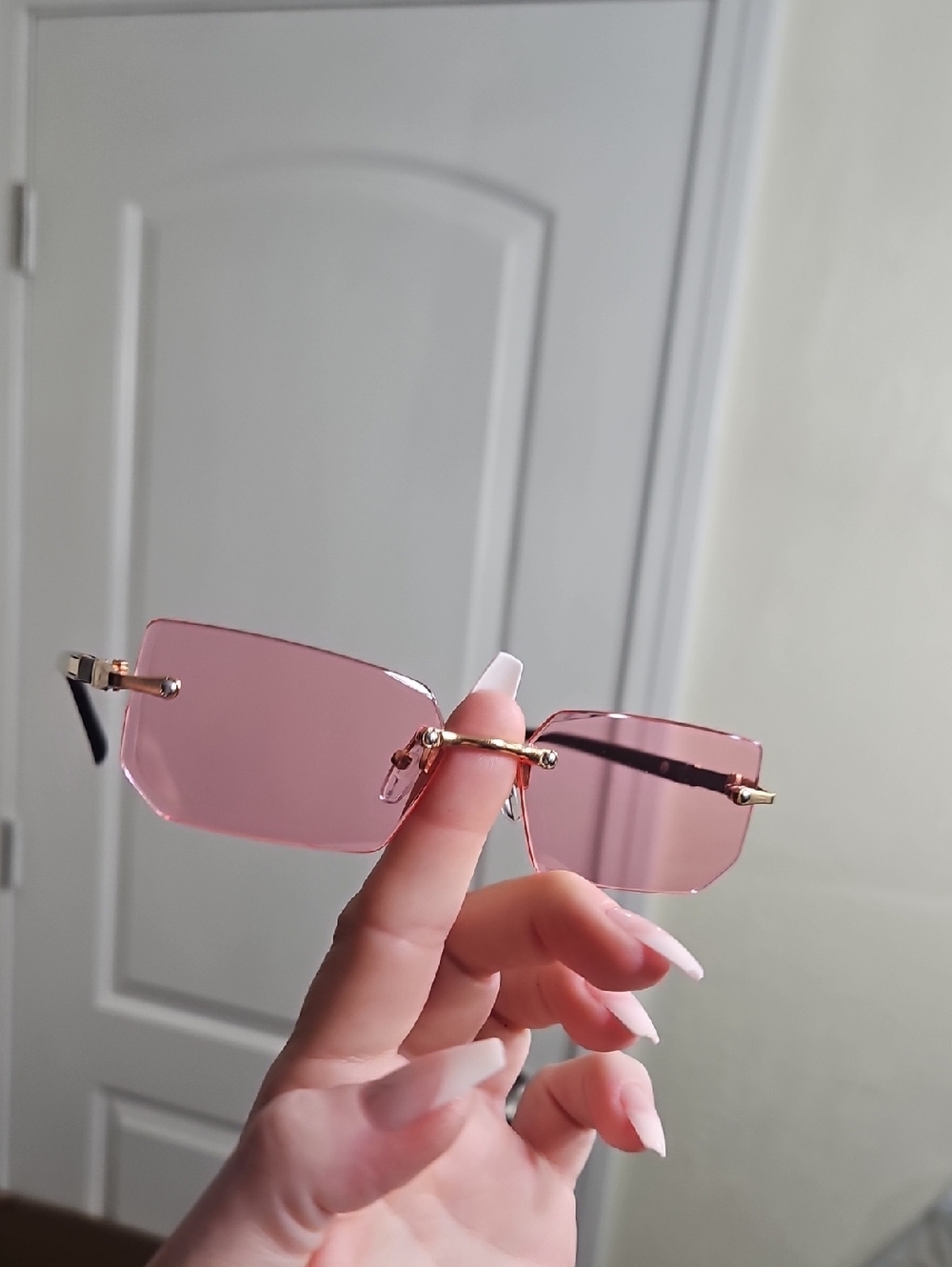 Rimless Pink Lens Fashion Sunglasses - Women
